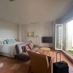 https://hispalis-casa-palacio-atico.es-andalucia.com