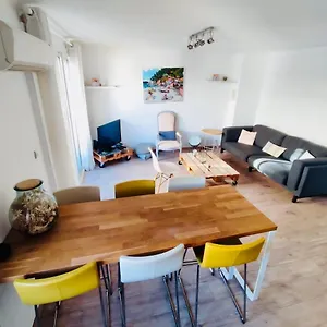 https://cosy-flat-au-vlodrome-parc-chanot-prado.fr-provencehotel.com